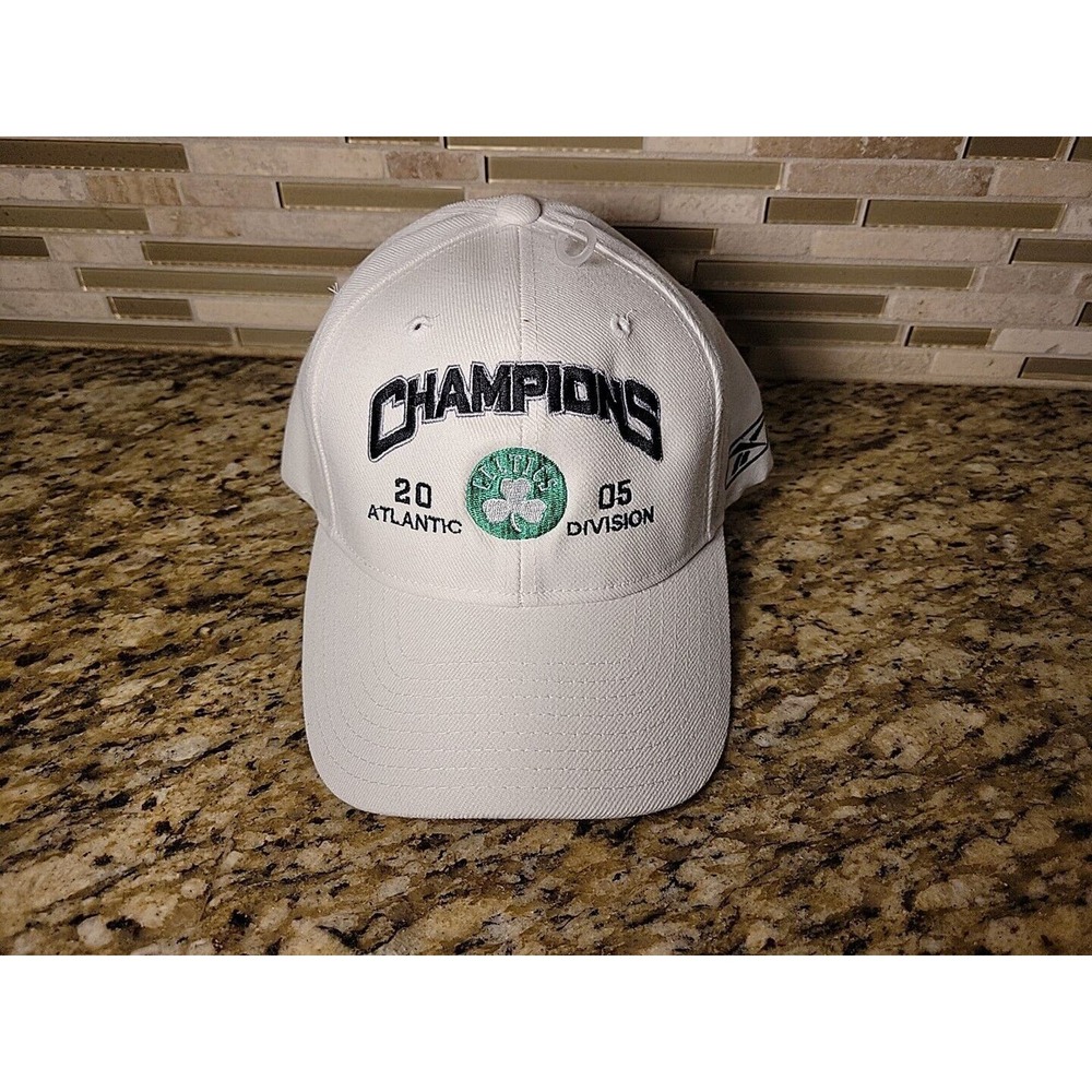 Boston Celtics Hat Cap Adjustable Strapback Basketball White Mens NWT 2005